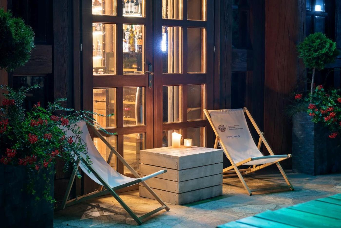 Hotel Szymbark Eksteriør billede